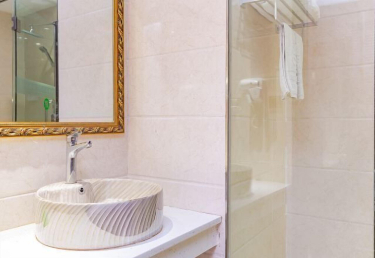 Bathroom 4, Sofie Grand Hotel, Zunyi