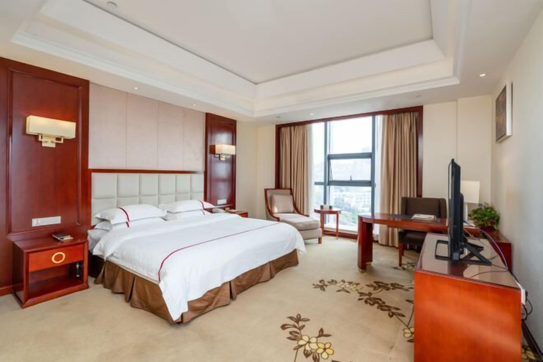Bedroom 3, Xuanhan Jincheng Hotel, Dazhou