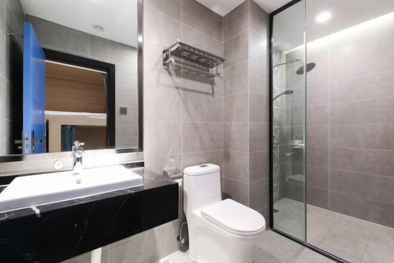 Bathroom 3, Zou Qu Ye Travel Hotel, Chongqing