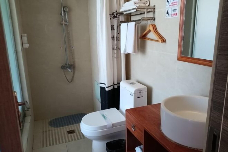 Bathroom 3, Chuxiong Haiheng Hotel, Chuxiong Yi