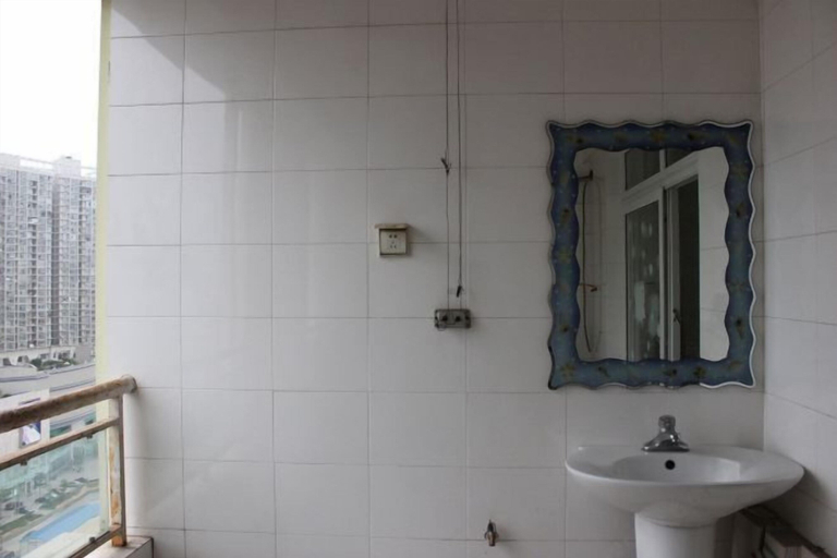 Bathroom 3, Shiguang Zhenpin Apartment, Nanning