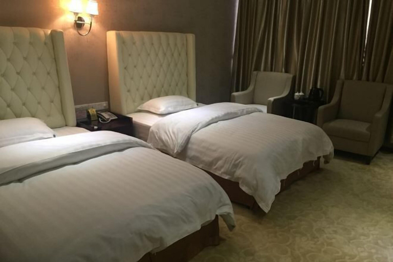 Bedroom 3, Xin Haiyi Hotel, Jiangmen