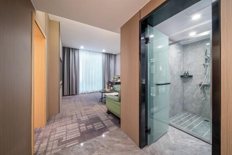 Bathroom 3, Hechi Hotel, Hechi