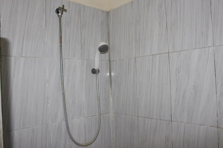 Bathroom 8