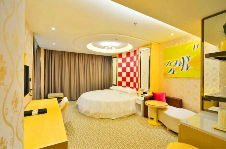 Bedroom 18