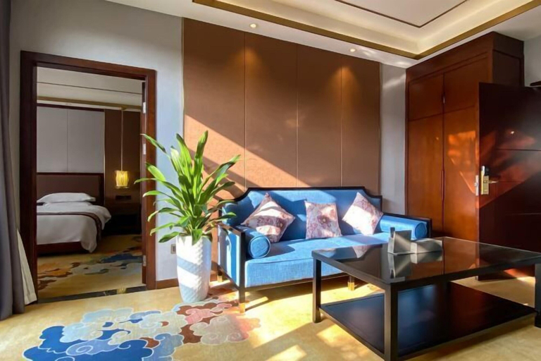 Others 5, Gold Phoenix Hotel, Guilin