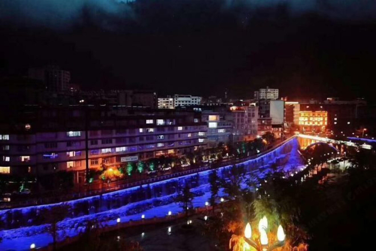 Others 3, Jiulongminghua Business Hotel, Garzê Tibetan