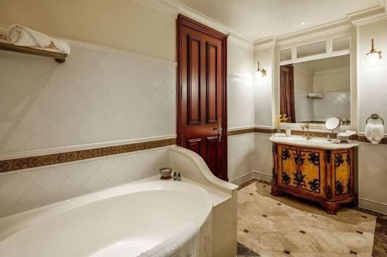 Bathroom 5