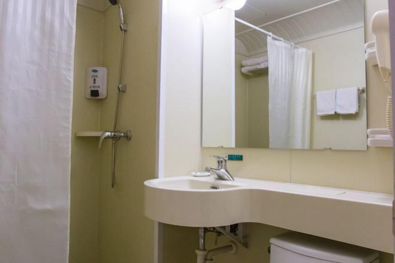 Bathroom 5, Jinjiang Inn (Tianjin South Railway Station), Tianjin