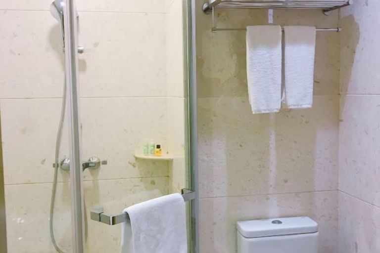 Bathroom 4, the Pearl Boutique Hotel, Wenzhou