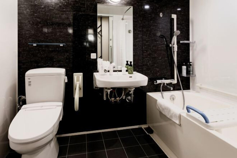 Bathroom 5