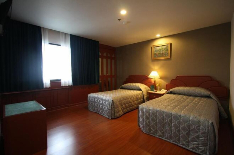 Bedroom 12