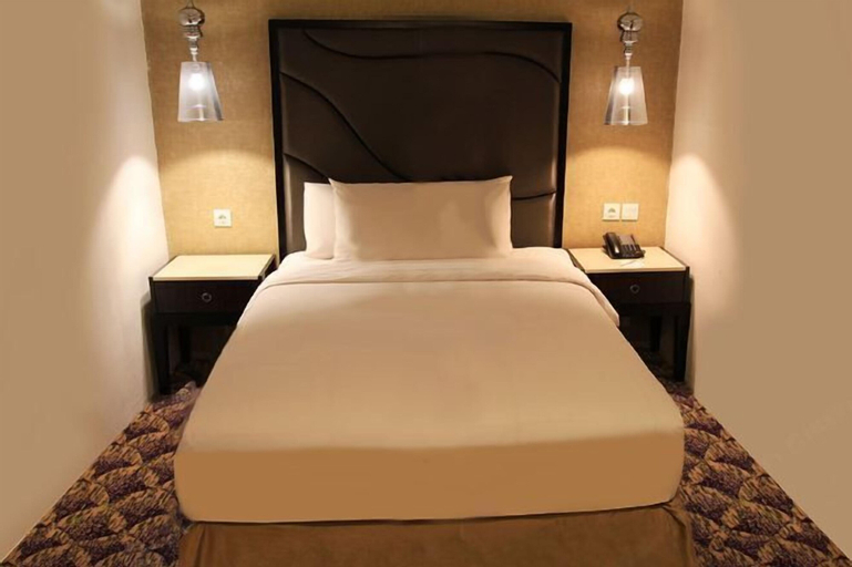 Bedroom 23