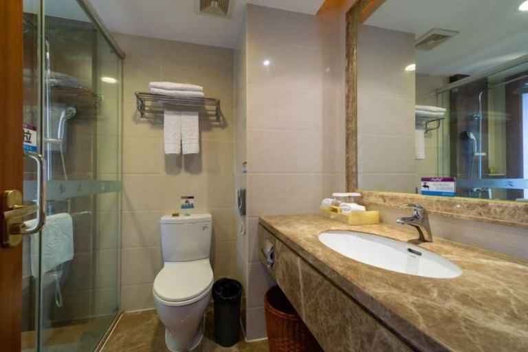 Bathroom 4, Golden Diamond Hotel, Zhaoqing