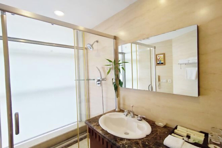 Bathroom 4, Lei Da Sen Hotel, Taizhou