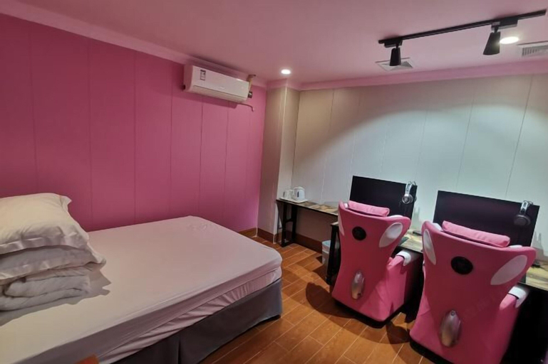 Bedroom 11