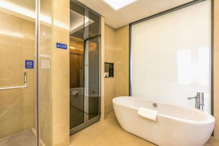 Bathroom 4, Longhu Hotel, Yantai