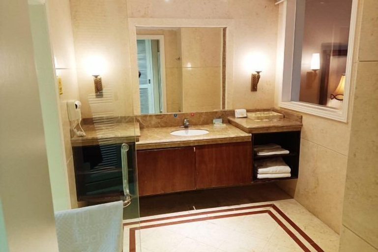 Bedroom 1, Lianjiang Libo Hotel, Zhanjiang
