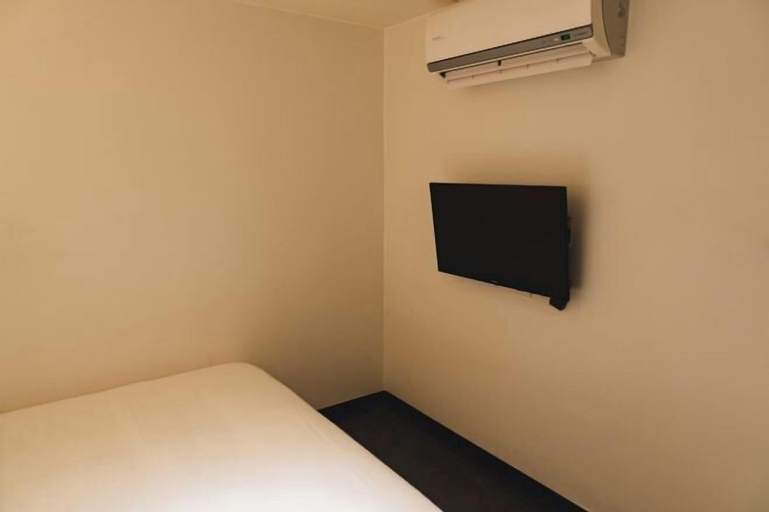 Bedroom 25