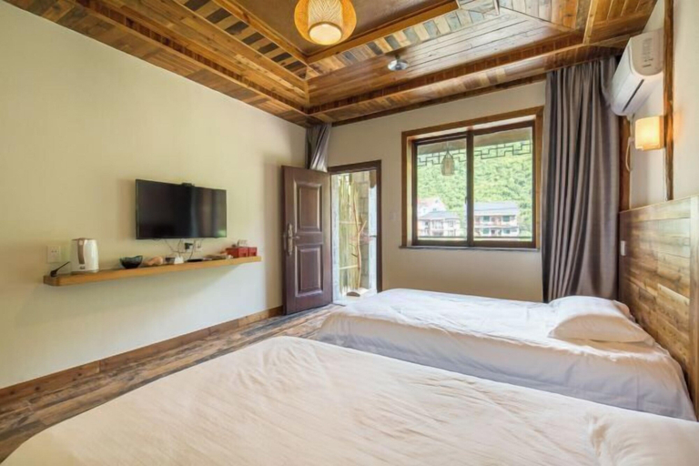 Bedroom 2, Ziyan Shanju Inn, Huzhou