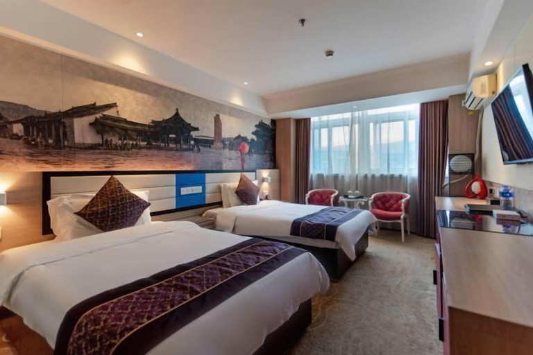 Bedroom 3, Jinlong Hotel, Tianshui