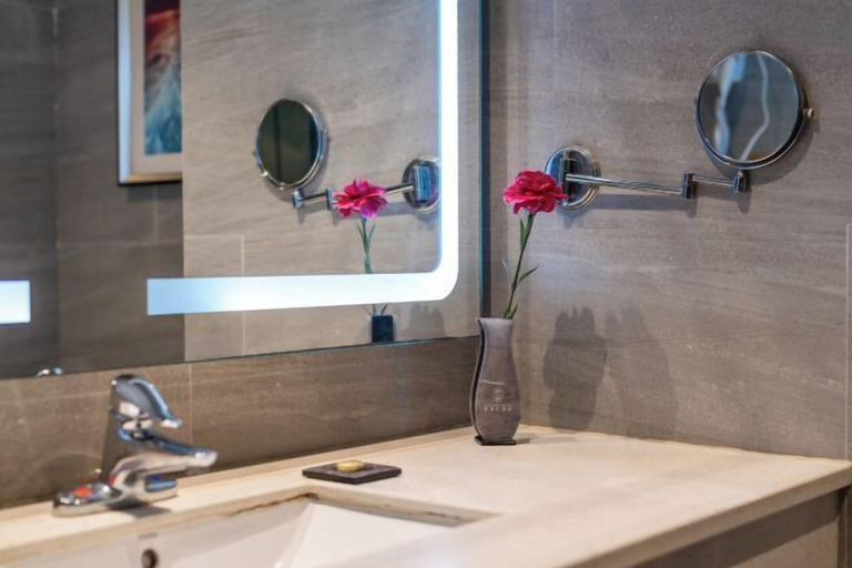 Bathroom 3, Sophie Hotel, Zunyi