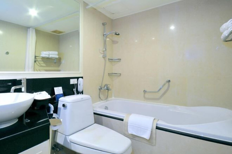 Bathroom 8