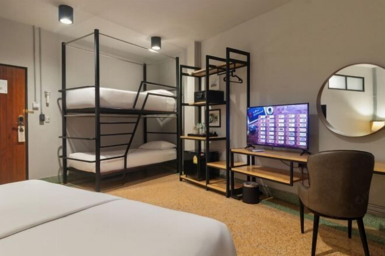 Bedroom 18