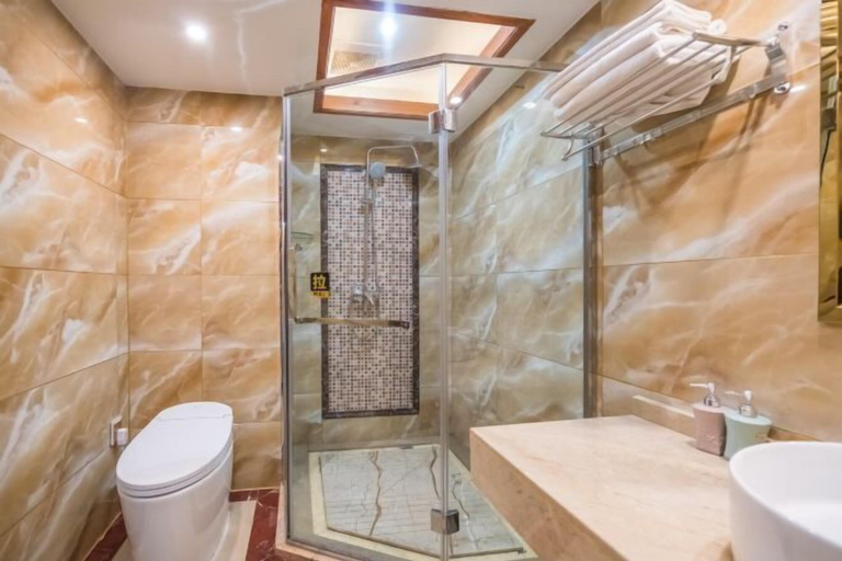 Bathroom 4, Lanmei Riverside Holiday Hotel, Xishuangbanna Dai