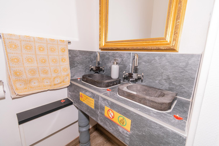 Bathroom 6