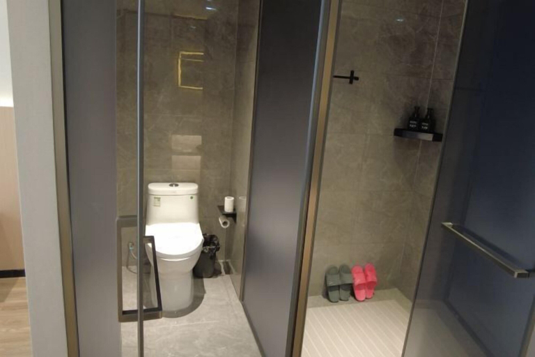 Bathroom 3, Tumed Zuoqi Zhejiang Jiadu Business Hotel, Hohhot