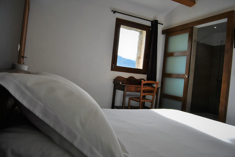 Bedroom 2, Maison d'Hotes Zella, Corse-du-Sud