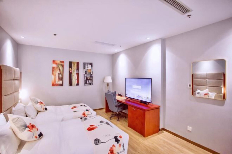 Bedroom 3, Sea Party Hotel, Qingdao