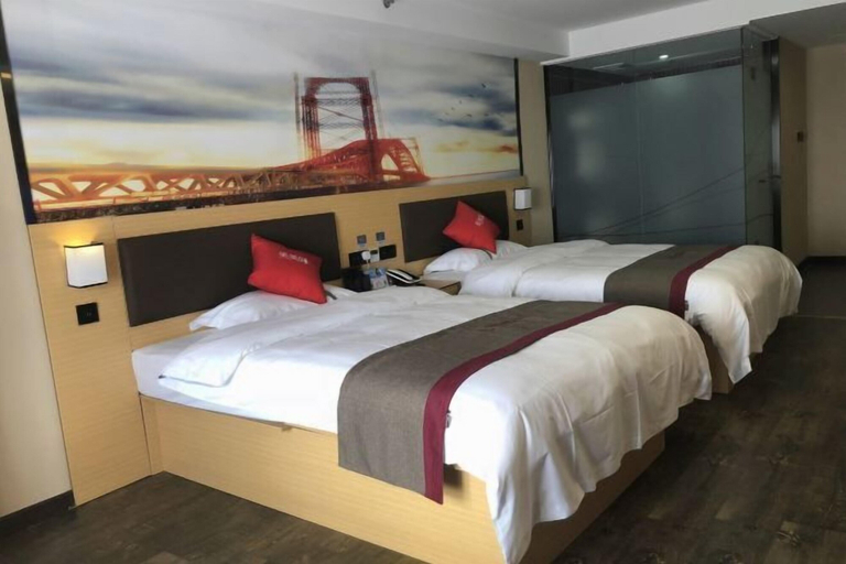 Bedroom 3, Shangkeyou Chain Hotel (Xinxing Shidai Plaza), Yunfu