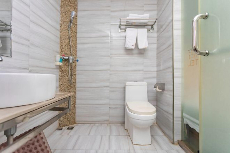 Bathroom 4, Jiabaihe Hotel (Buyong Subway Station Branch), Shenzhen