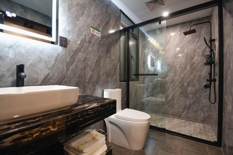 Bathroom 3, Zhicheng Select Hotel (Yongzhou Vocational and Technical School), Yongzhou