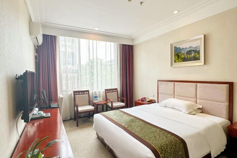 Bedroom 3, Xiandu Hotel, Shiyan