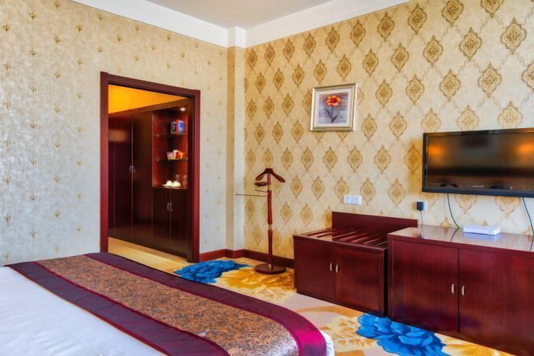 Bedroom 3, Hua Xi Hotel, Wenshan Zhuang and Miao