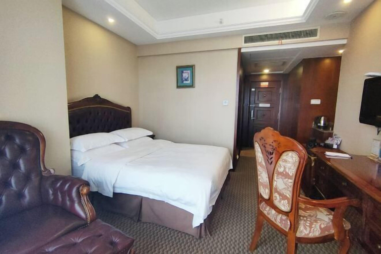 Bedroom 2, Lei Da Sen Hotel, Taizhou