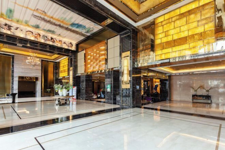 Others 4, Nine Dragon Hotel, Jincheng