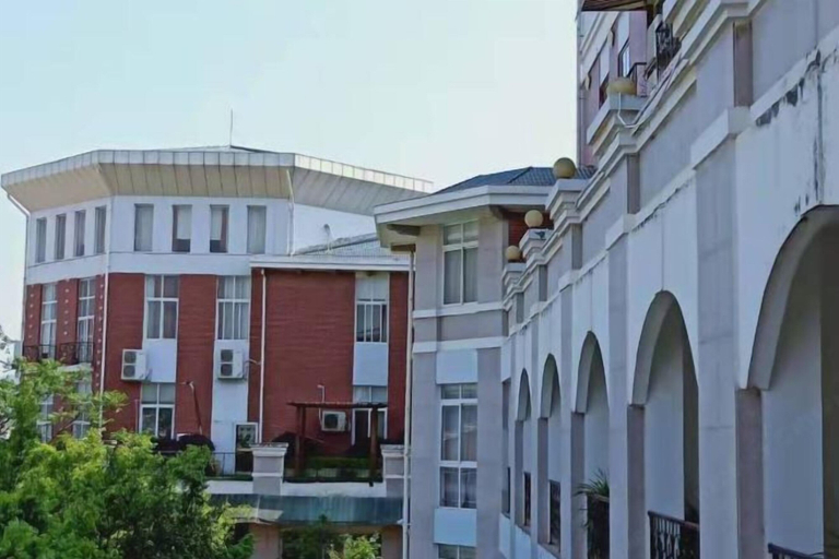 Exterior & Views 2, Hua Xi Hotel, Wenshan Zhuang and Miao