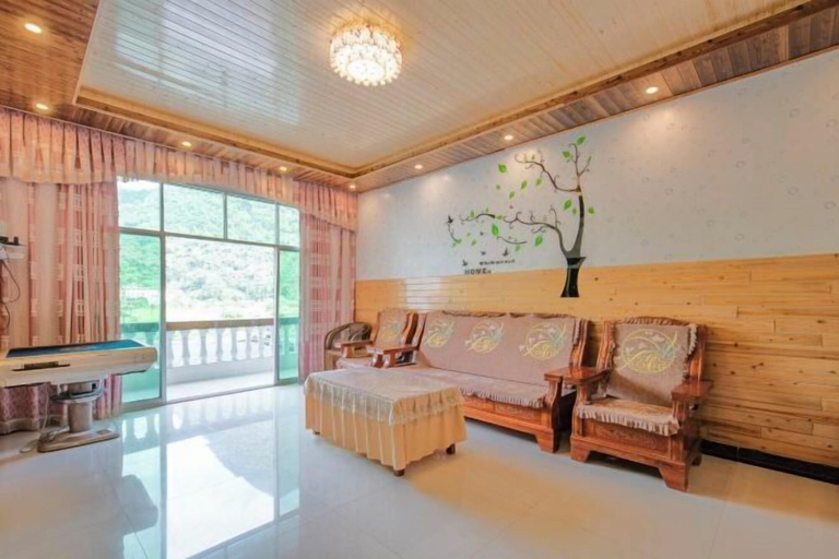 Bedroom 3, Libomaolan Shengyuan Nongjiale, Qiannan Buyei and Miao