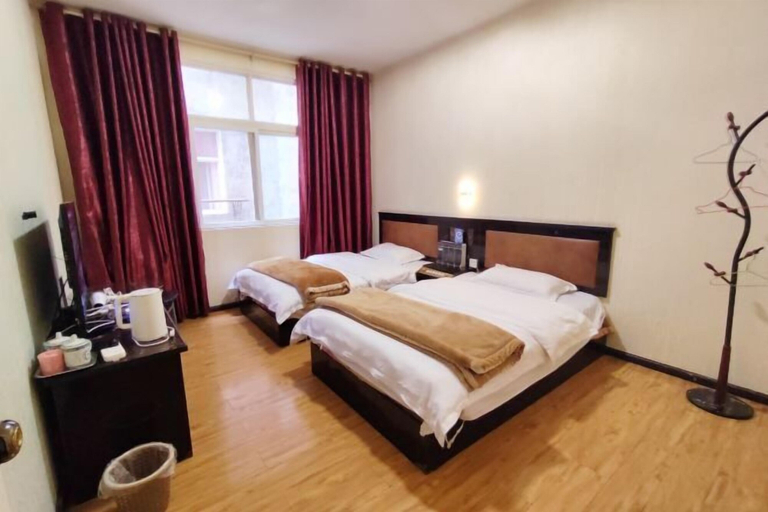 Bedroom 3, Yuxi Jinhua Hotel, Yuxi