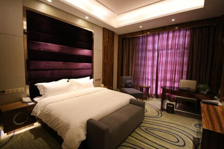 Bedroom 2, Jinchang Hotel, Jinchang