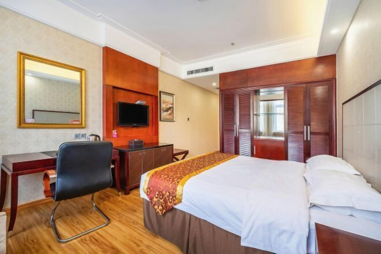 Bedroom 3, Wharton Bogong International Hotel, Yulin