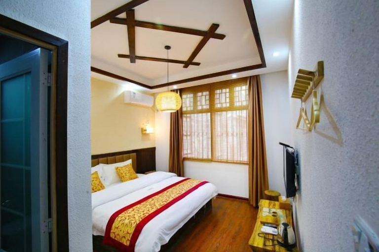 Bedroom 3, Zuo You Jian (Left & Right)Movie Theme Boutique Inn, Xiangxi Tujia and Miao