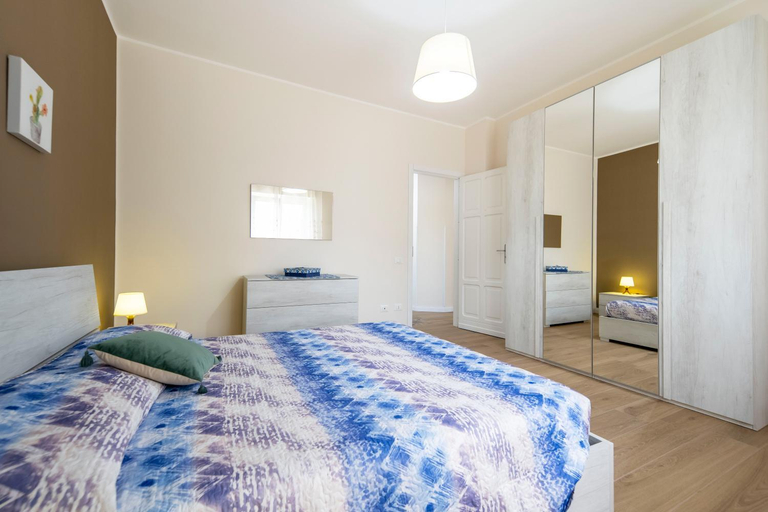 Bedroom 2, Villa Alma, Palermo