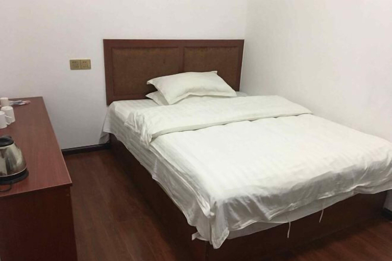 Bedroom 2, Modern Business Hotel, Qiandongnan Miao and Dong