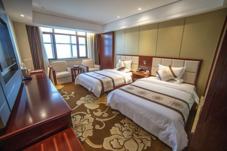 Bedroom 3, Guoluo Hotel, Xining