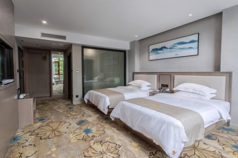Bedroom 3, 1700 Hotel, Guilin